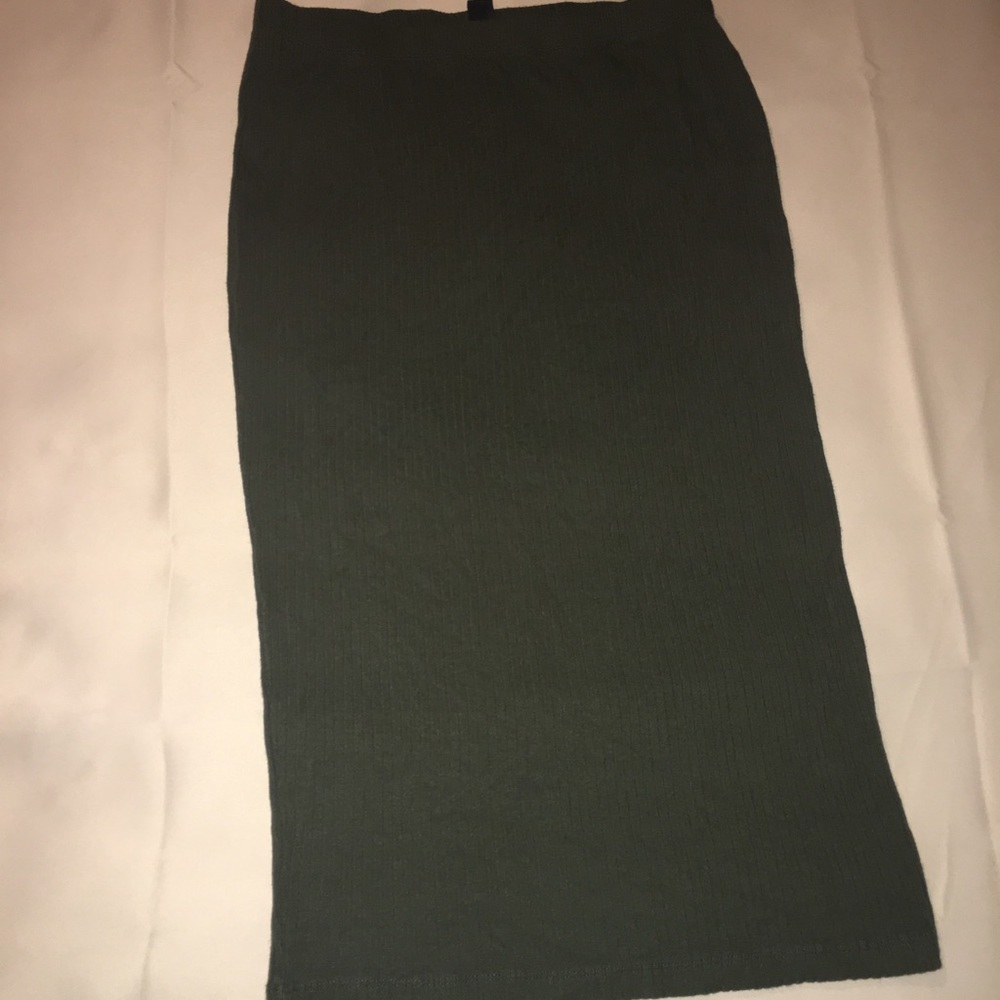 H&M skirt‎